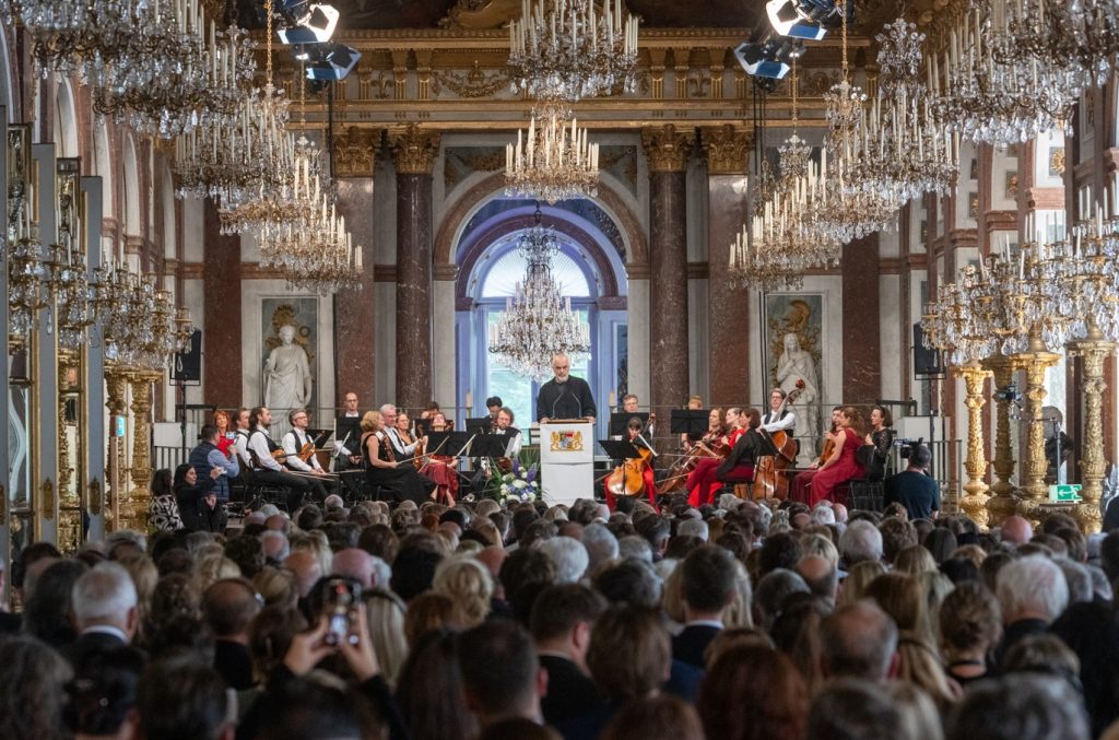 Schloss Herrenchiemsee, Brähler Konferenztechnik, Politische Konferenztechnik, Edi Rama, Rede mit Orchester
